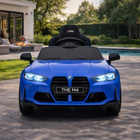 Niebieskie BMW M4 na akumulator dla dziecka 12V – sportowy przód, światła LED, model premium z pilotem