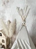 Naturalny namiot tipi dla dziecka z lnu