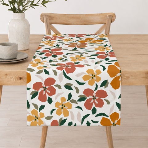 Kolorowy bieżnik na stół z geometrycznym motywem kwiatowym w stylu boho summer, dekoracja do nowoczesnej jadalni i kuchni