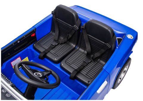 Auto na akumulator Dodge Charger R/T niebieskie – dwa siedzenia z pasami bezpieczeństwa dla dzieci.