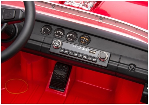 Panel audio z USB, MP3 i Bluetooth w Dodge Charger R/T dla dzieci.