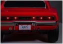 Tylne światła LED w czerwonym Dodge Charger R/T na akumulator dla dzieci.