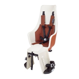 Bobike Exclusive Maxi Plus kremowo brązowy fotelik rowerowy na bagażnik dla dziecka 9-22 kg z 5-punktowymi pasami bezpieczeństwa