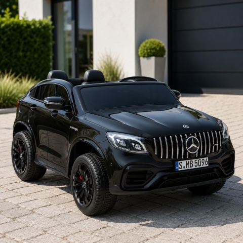Auto na akumulator Mercedes GLC 63S dwuosobowe czarne lakierowane z pilotem i światłami LED dla dzieci