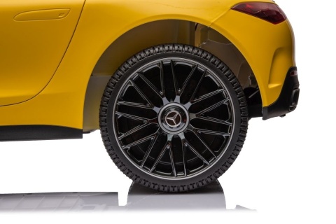 Mercedes AMG SL63 dla dzieci z otwartymi drzwiami widok od tyłu
