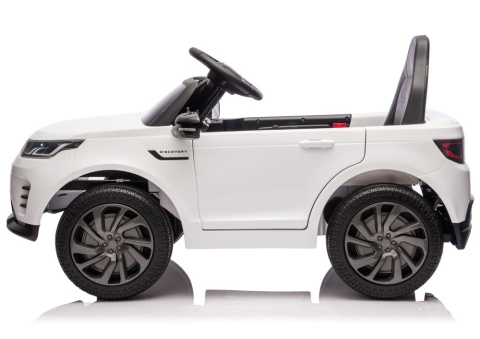 Biały Land Rover Discovery na akumulator dla dzieci – widok boczny pojazdu