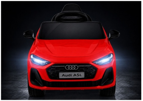 Przednie reflektory LED w czerwonym pojeździe na akumulator Audi A5L dla dzieci.