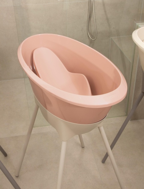 Zestaw kąpielowy LUMA Babycare różowy – wanienka z anatomiczną wkładką