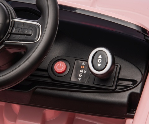 Panel sterowania w samochodzie na akumulator Fiat 500e dla dzieci
