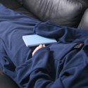 Granatowa bluza koc oversize z rekawami - miekka i ciepła narzutka do domu z dużą kieszenia
